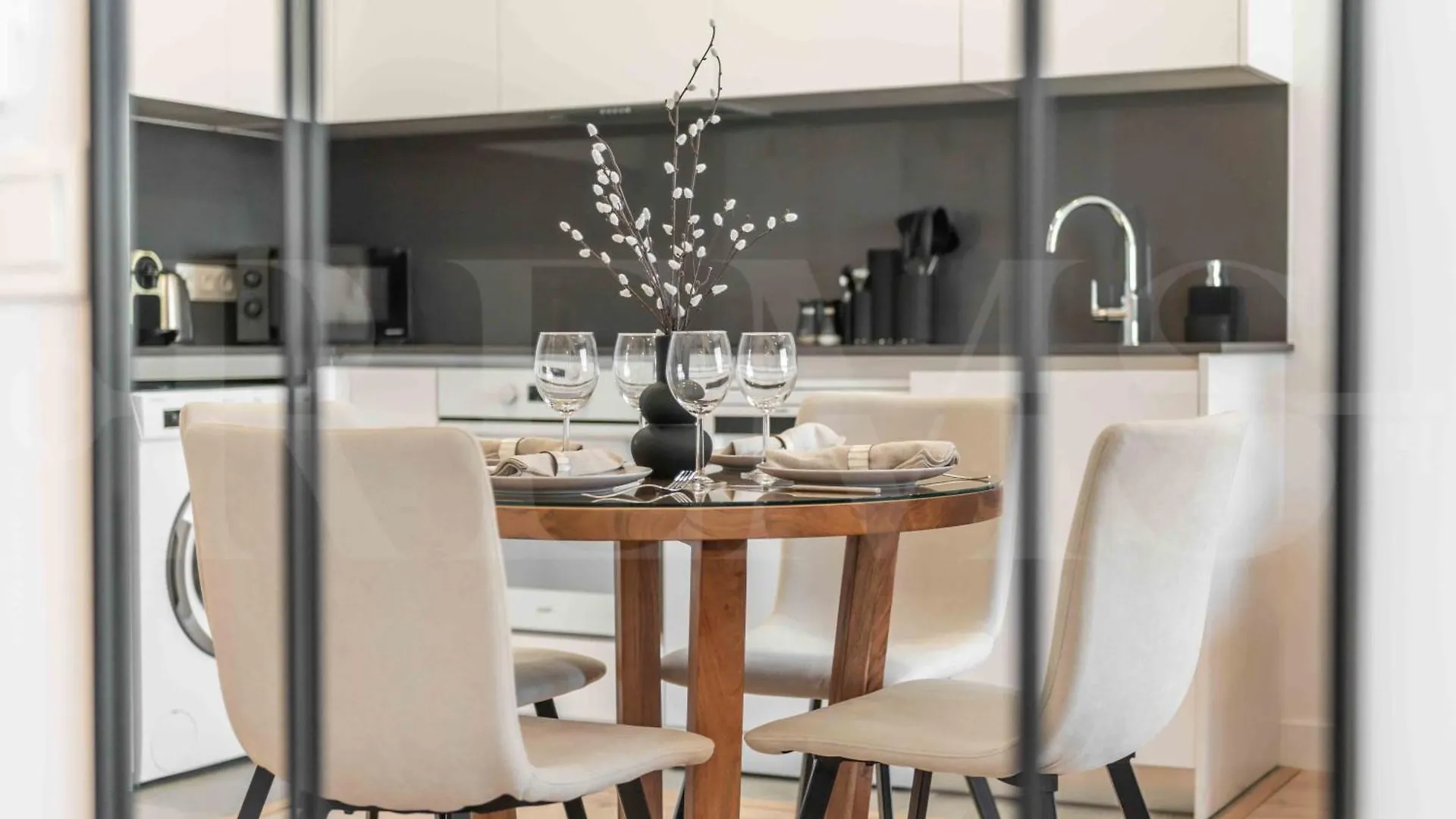 Modern Sky-Rise Living With Pool And Parking Rems Apartment Malaga 0*,  Spain